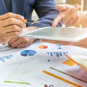 بازاریابی خدمات – تعریف، اهمیت ، ویژگی ها و استراتژی سرویس مارکتینگ بازاریابی خدمات - تعریف، اهمیت ، ویژگی ها و استراتژی سرویس مارکتینگ